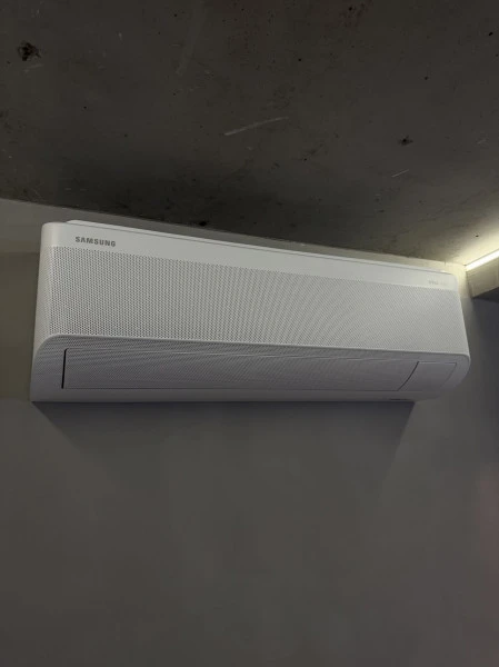 Installation climatisation, système multisplit avec unité intérieure SAMSUNG WINDFREE COMFORT S2